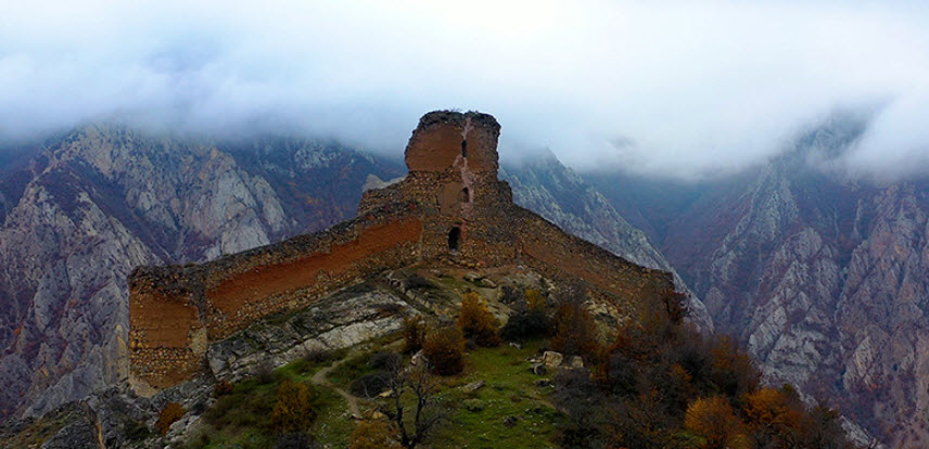 Posht Ghale, Iran
